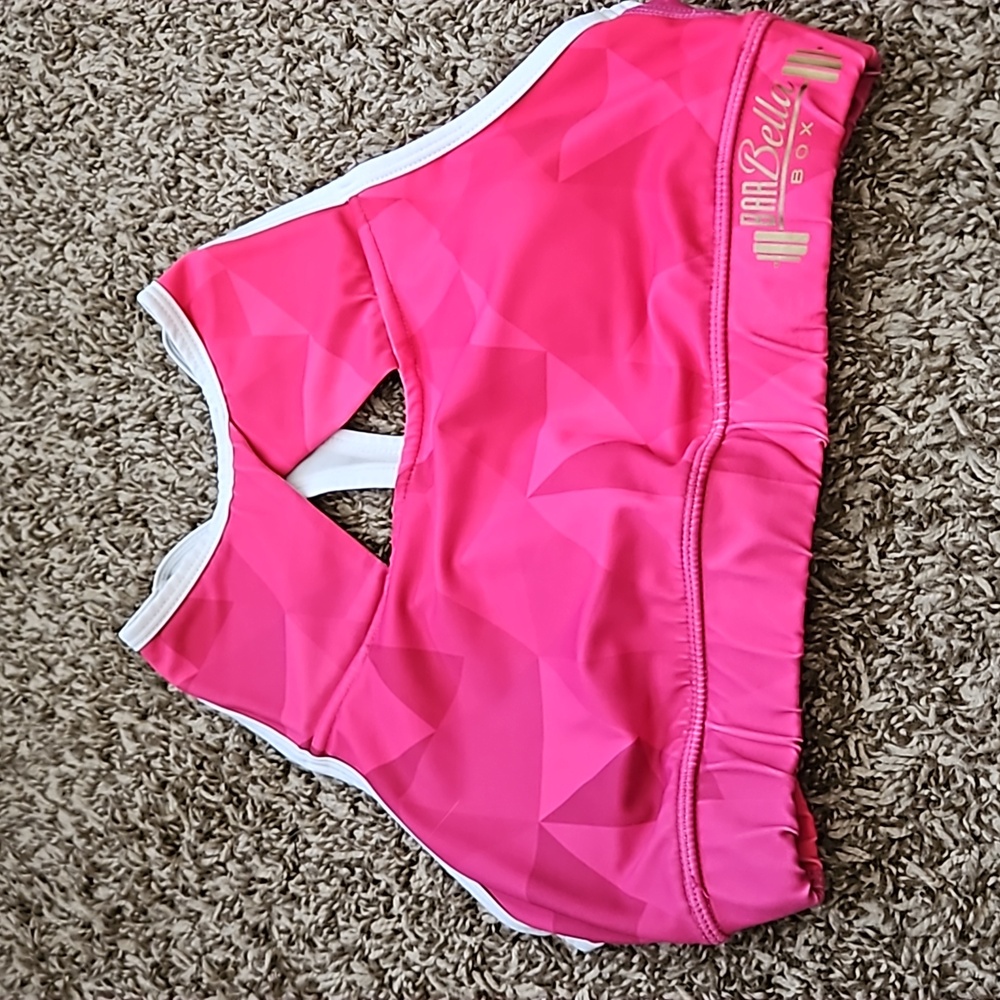 Chestee sports bra